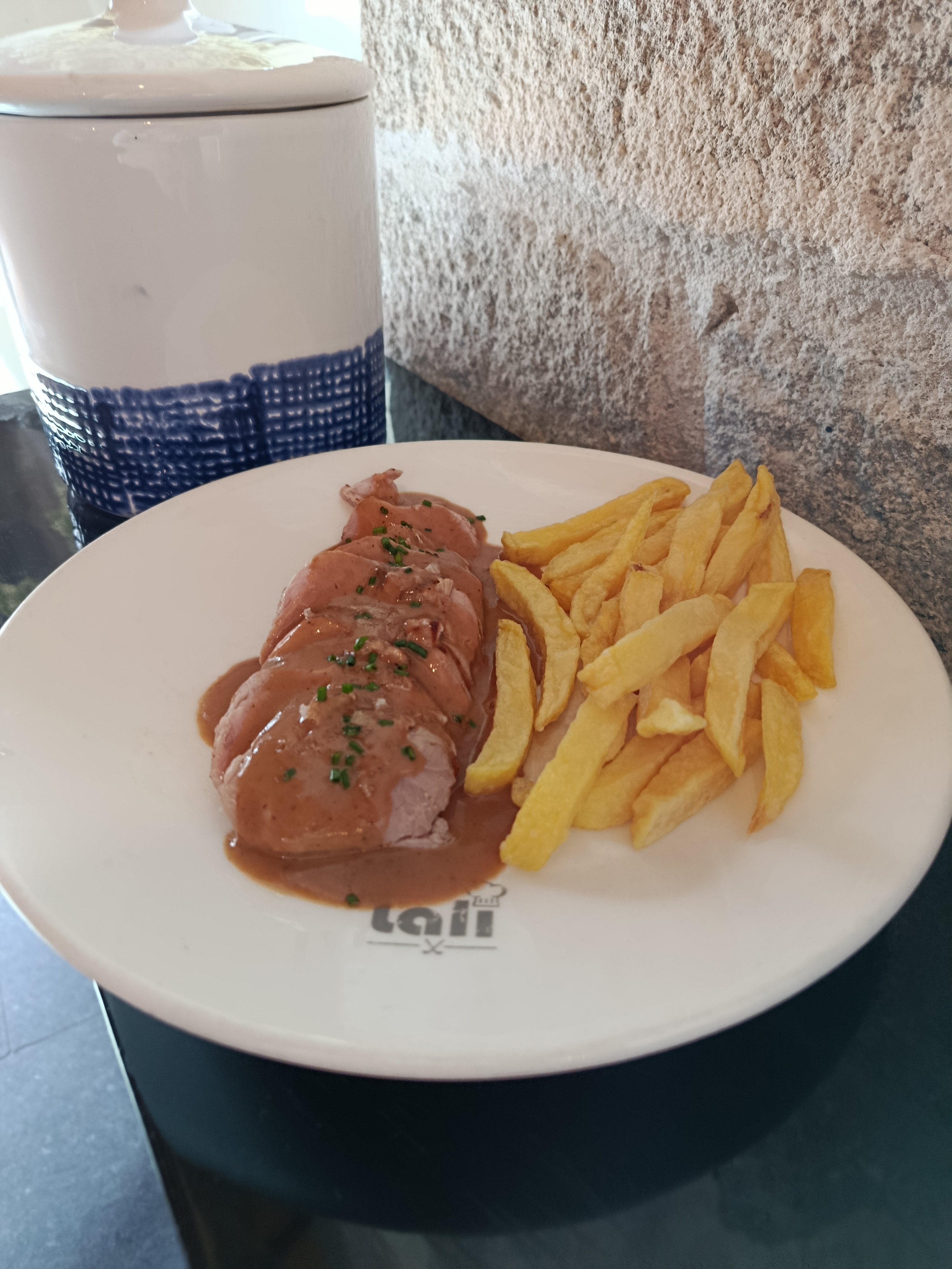 SOLOMILLO DE CERDO A LAS CINCO PIMIENTAS